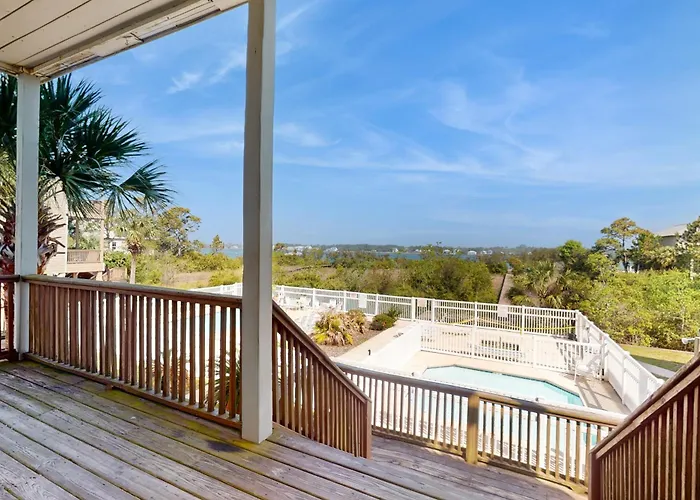 Emerald Isle East Holiday home *