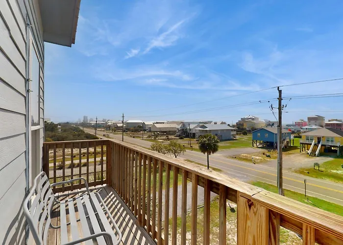 Holiday home Emerald Isle East